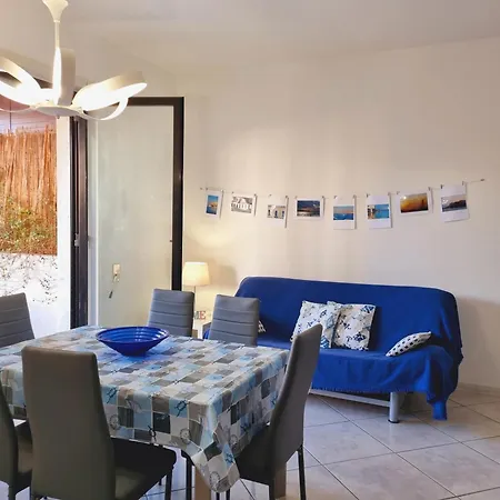 Apartment Residenza Baia Blu B Vista Mare *