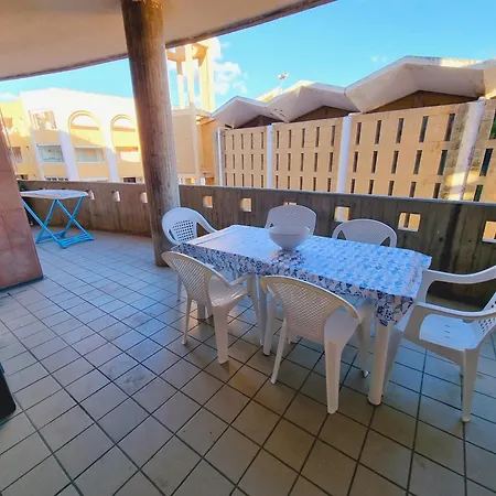 Residenza Baia Blu B Vista Mare Apartment *