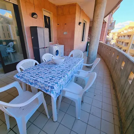 Residenza Baia Blu B Vista Mare Apartment *
