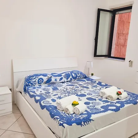 Residenza Baia Blu B Vista Mare Apartment